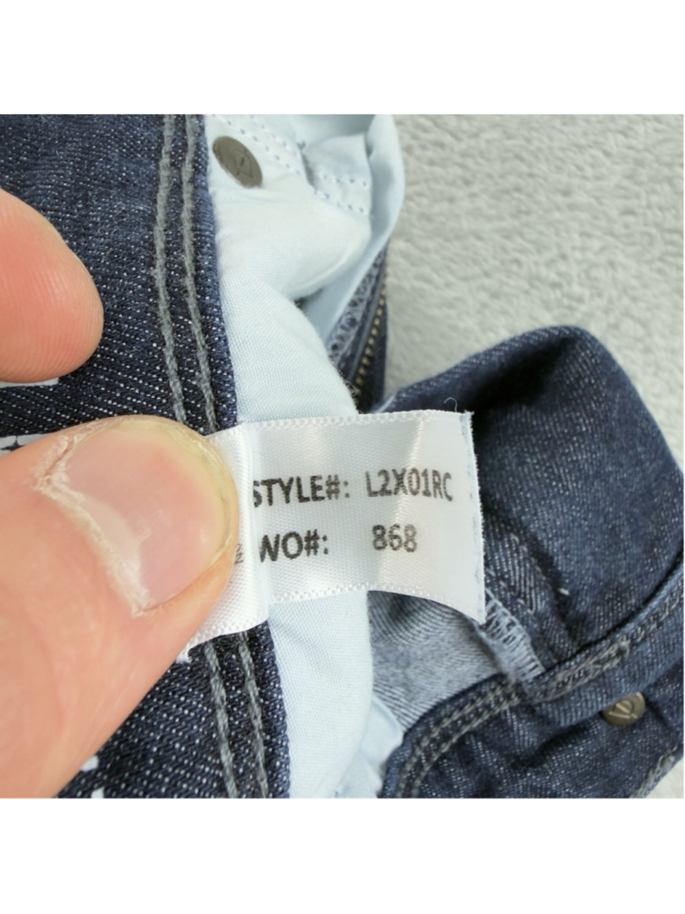 DU/ER Mens Size 32x30 Slim Fit Denim Jeans - Picture 8 of 12
